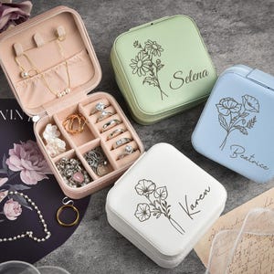 Geburtsblume Schmuck Reiseetui, Geburtsmonat Blumengeschenk, personalisiertes Geburtstagsgeschenk für sie, Lederschmuck Reiseetui, benutzerdefinierte Schmuckschatulle