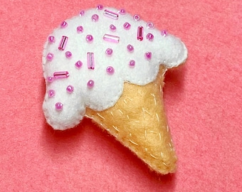 Ice Cream Brooch - Pink Ice Cream - Cute Brooch - Ice Cream Pin - Cute Pin - Cute Food Brooch - Candycore Brooch