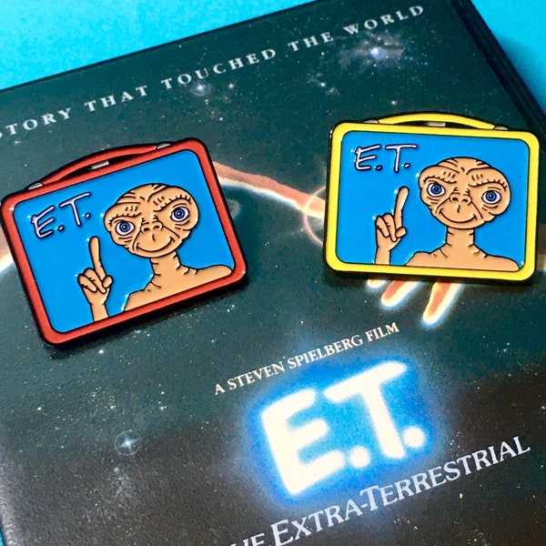 ET Pin - E.T. Enamel Pin - ET The Extraterrestrial - I'll Be Right Here - 80's Movie Pin - ET Movie Lunchbox - Christmas Gift 2023