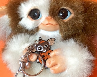Gizmo Keychain - Gremlins Keychain - Halloween Gift Ideas - Halloween Keychain - Creepy Christmas - Gizmo Gift - Christmas Gift 2023