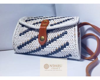 Handgefertigte Rattan Umhängetasche - Boho Chic Schultertasche, Strand Urlaubstasche