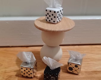 Dollhouse 1/12 or 1/6 scale miniature tissue box