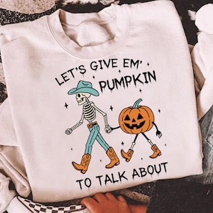 Låt oss ge dem pumpa att prata om PNG, rolig Halloween Cowboy-skelett och pumpa höst Western grafisk topp, Retro Halloween PNG nedladdning