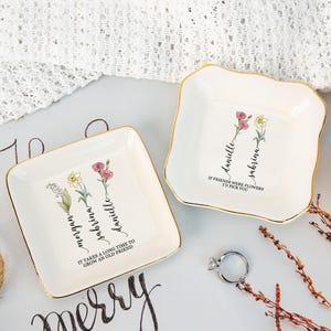 Personalized Friends Gift, Custom Birth Month Floral Ring Dish, Best Friend Flower Ring Dish, Birthday Gift for Bestie, Gift for Her