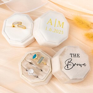 Fluwelen ringdoos met drie/enkele gleuf, aangepaste achthoek monogram ringdoos, houder verlovingsvoorstel, bruidscadeau voor haar, trouwringdoos