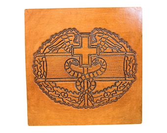 Handpunziertes Sanitätsabzeichen der US Army (12"x 12")"