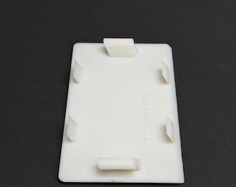 Tapón de la anilla de remolque del parachoques delantero del Renault Super 5 GT Turbo (Fase 2) 7700764476