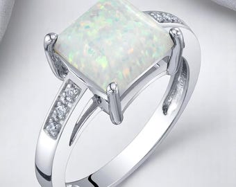 Bague solitaire avec opale de feu blanche, or blanc 14 carats, accents de diamants cultivés en laboratoire, pierre de naissance d'octobre, cadeau d'anniversaire