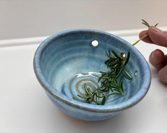 Pottery Herb Stripper