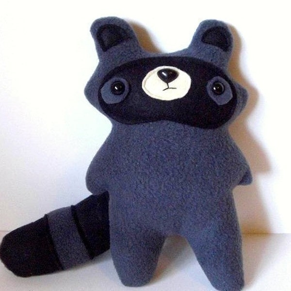 Reginald - The Little Raccoon - Made to order