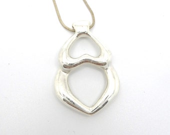 Ciondolo in argento sterling raffigurante la Dea Madre Gaia