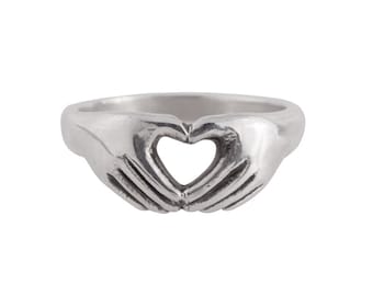 Heart Hands Ring in Sterling Silver- Wedding Ring/ Sweetheart Ring/ Engagement Ring/ Claddagh Ring