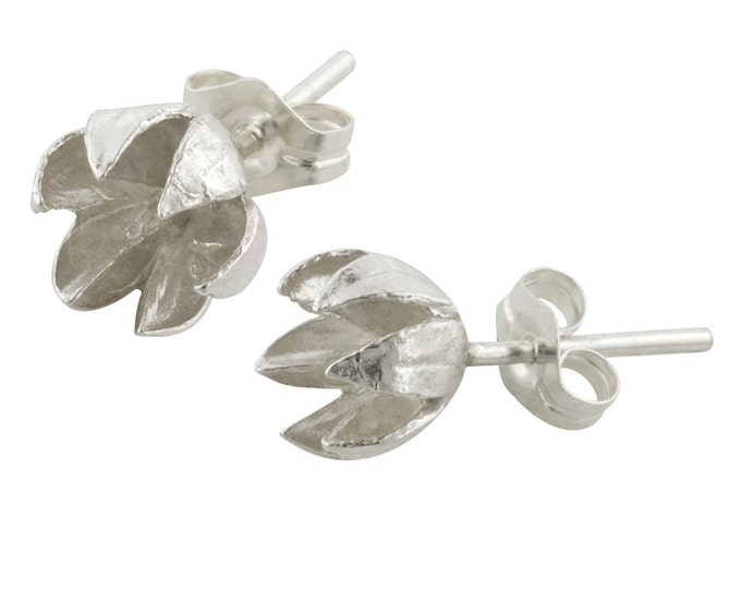 Small Sterling Silver Seed Pod Stud Earrings// Crepe Myrtle Earrings