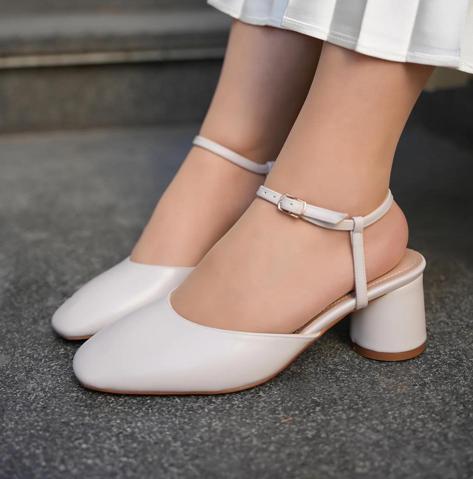 Zapato de novia con tacón, zapato de boda, zapato de diseño especial, zapatos de mujer, zapatos blancos increíbles, zapatos de tacón de bloque, zapato