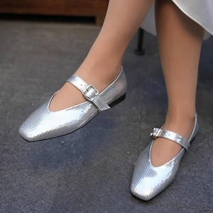 Silver Shiny buckle women&#39;s ballet flats, Sequin print ballet flats, Buckle Women&#39;s Ballet Flats, Casual ballet flats, soft leather flats
