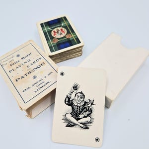Carte da gioco antiche Chas Goodall & Son Limited / NE OBLIVISCARIS / Edimburgo 1913 / Patience