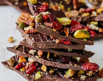 Recept met pistache en cranberryschors: eenvoudig dessert zonder bakken (digitale download)