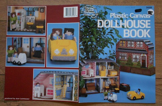 plastic canvas dollhouse