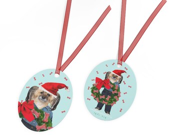 Pom Poo leuke metalen ornament hond kerstman!  Met Rood Lint.