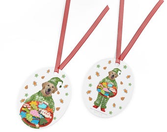 Leuke Golden Retriever-hond in pyjama! Glanzend gecoat metalen kerstornament.