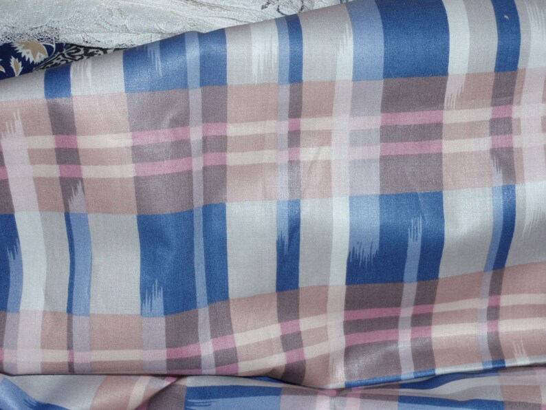 New York Botanical Gardens Collection Upholstery Scotchgard Screen Print Fabric 58 Wide Sold by the Yard