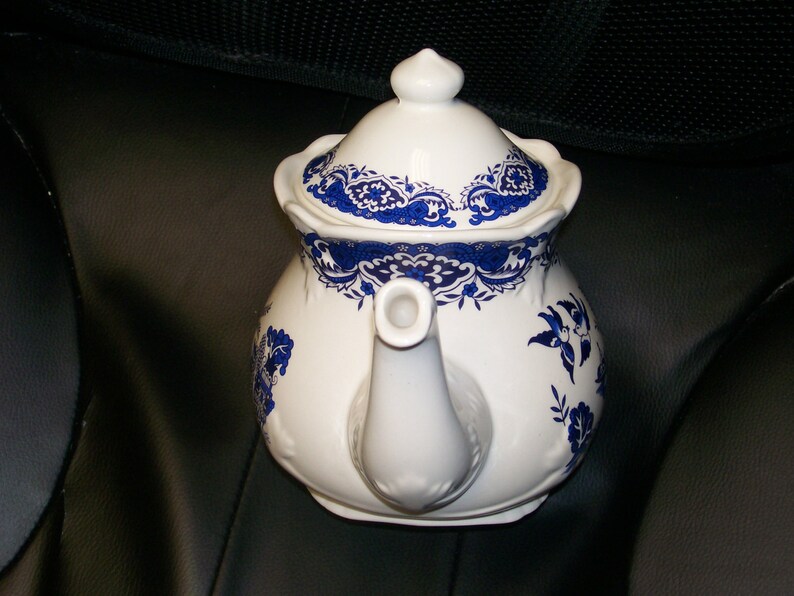 Blue Willow Teapot Made In England by Price Kensington Potteries