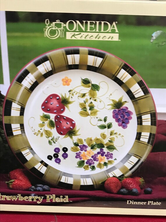 Dining & Serving Home & Living Vintage Oneida Kitchen Strawberry Plaid