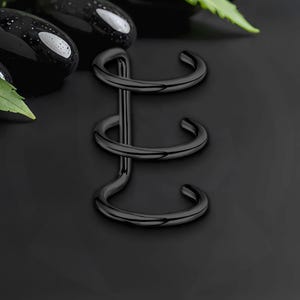 Chirurgische Stahl Ohrmanschette mit Dreifach Creolen, Fake Piercing, zierlicher Schmuck, Minimalist Clip, Conch Hoop, Helix Wrap