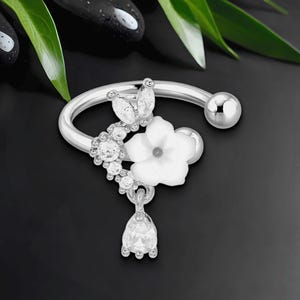 Platinum Plated Ear Cuff with Crystal Flower Ornament, Fake Piercing Jewelry, Helix Hoop, Cartilage Clip, Dainty Wrap, Minimalist Cuff