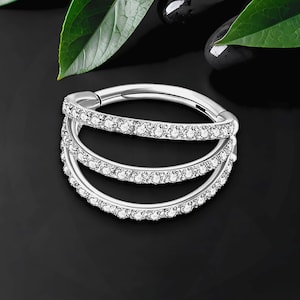 Anillo de titanio con aro triple y circonitas, piercing de aro, piercing de lóbulo de oreja, piercing de caracola, aro para oreja, piercing para nariz