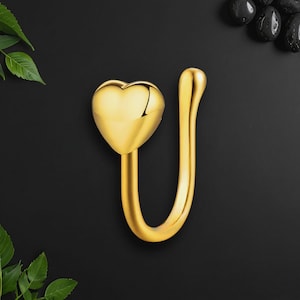 Gold Plated Nose Cuff with Heart, Faux Nose Piercing, Clip-On Nose Ring, Fake Nose Hugger, No Piercing Jewelry, Temporary Nose Ring