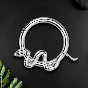 Titan Clicker Ring mit gedrehter Schlange, Septum Ohrring, Septum Schmuck, Daith Clicker, Piercing Ring, Nase Hoop
