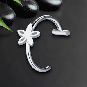 Surgical Steel Lip Ring with Flower Figure, Lip Fashion, No Piercing Jewelry, Faux Labret Piercing, Minimalist Lip Ring, Clip-On Lip Ring