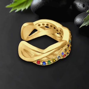 Gold Plated Ear Cuff with Rainbow Zirconia, Helix Cuff, No Piercing Jewelry, Conch Clip, Clip-On Hoop, Fake Piercing Jacket
