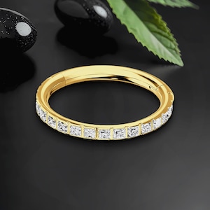 Titanium Clicker Ring with Square Zirconia, Cartilage Piercing, Piercing Clicker, Tragus Jewelry, Earlobe Hoop, Rook Ring