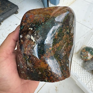 1.35Kg Polished Bloodstone Jasper or Heliotrope,  gemstone, crystal, Natural Stone, Healing Stone, Decorative Rock