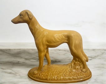 Vintage ArtDeco Porslinsfigur av greyhound • Senapsgul glasyr