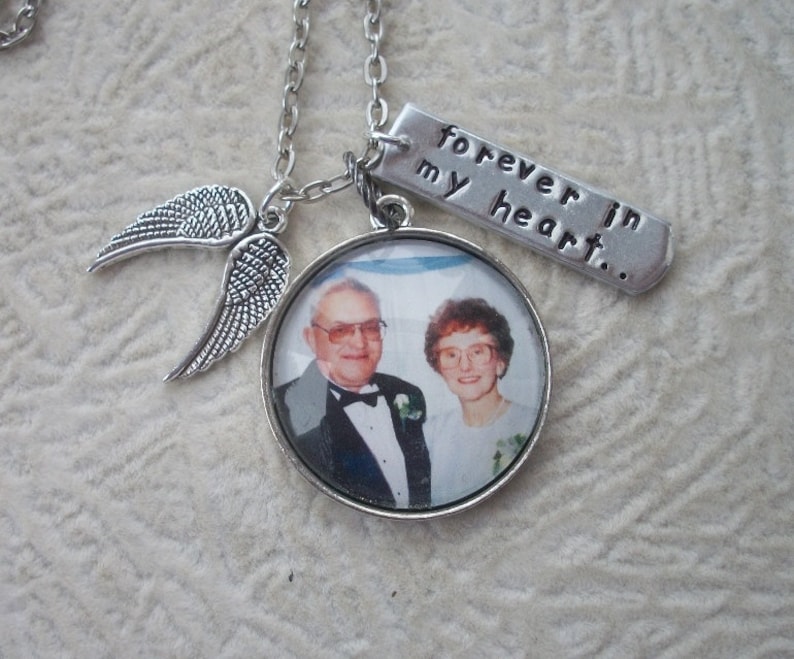In Memory Necklace Loved Ones in Remembrance Custom Photo Etsy