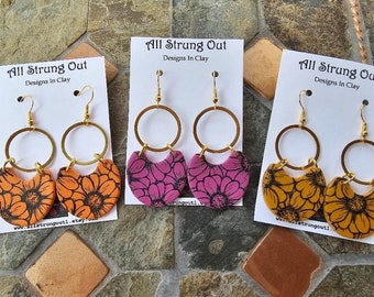 Daisy Dangle Earrings - Nature Inspired - Three Color Choices - Straw, Orchid Purple, Apricot Color Choice - Ready To Ship