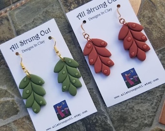 Leaves With Dew Drops Dangle Earrings - Polymer Clay Earrings - Terracotta Or Sage  - Handmade - Nature Inspired - Autumn Vibes Collection