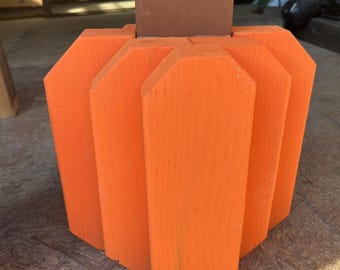 Calabazas de madera hechas a mano