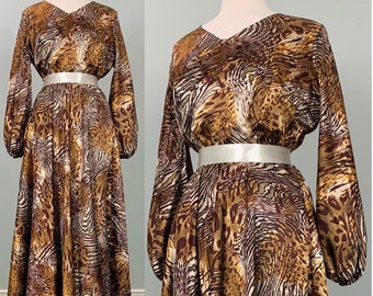 Dramatic Floor Length Animal Print Dressing Gown with Balloon Sleeve - Size 12/14 - Vintage Animal Print Dress