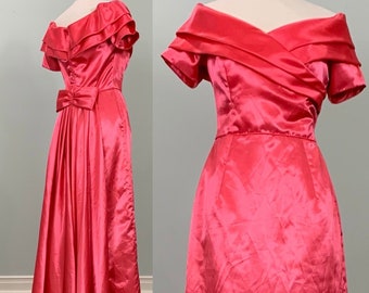 Coral Pink Off-the-Shoulder Gown with Bow by Jordan - Size 10/12 - 90s Pink Off-the-Shoulder Formal