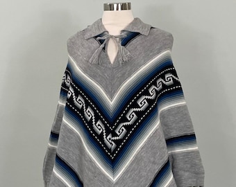 1970s Gray Chevron Geometric Fringed Triangle Poncho - OSFM