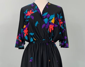 Black Multicolor Floarl Robe by New York New York - Size 10/12 - 80s Black Red Purple and Teal Short Sleeve Robe