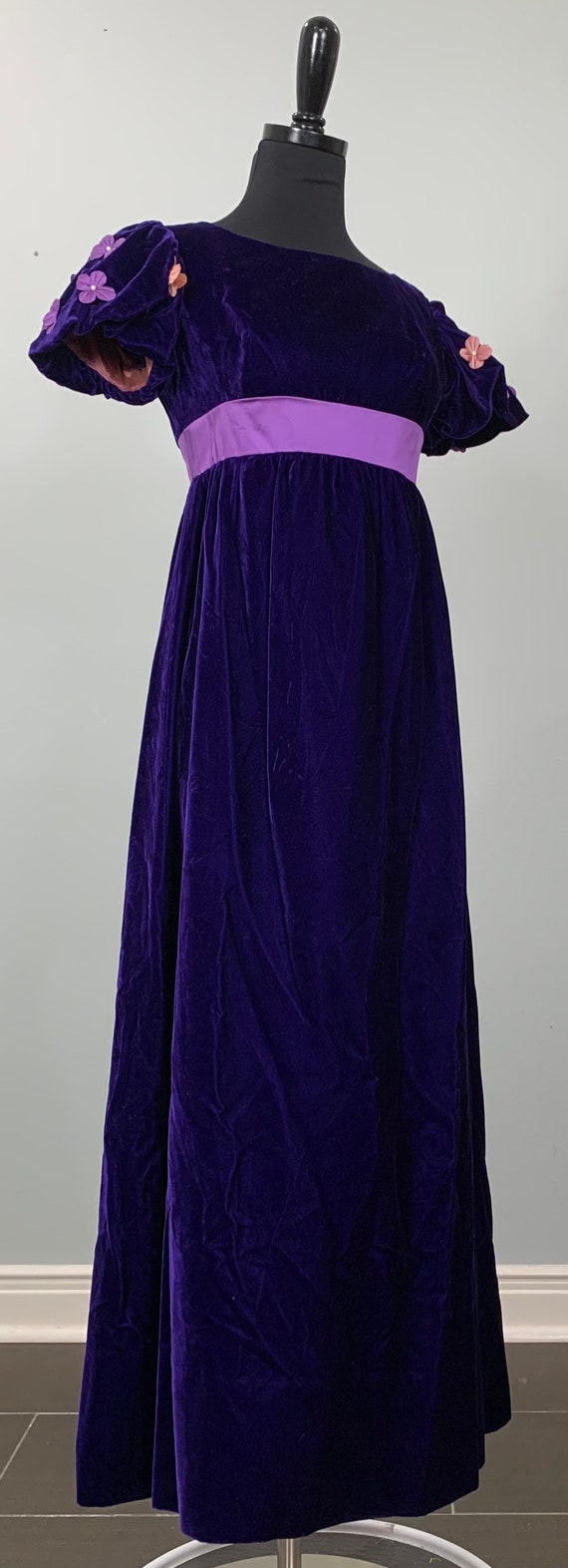 1960s Emma Domb Solid Purple Velvet Short Sleeve … - image 3