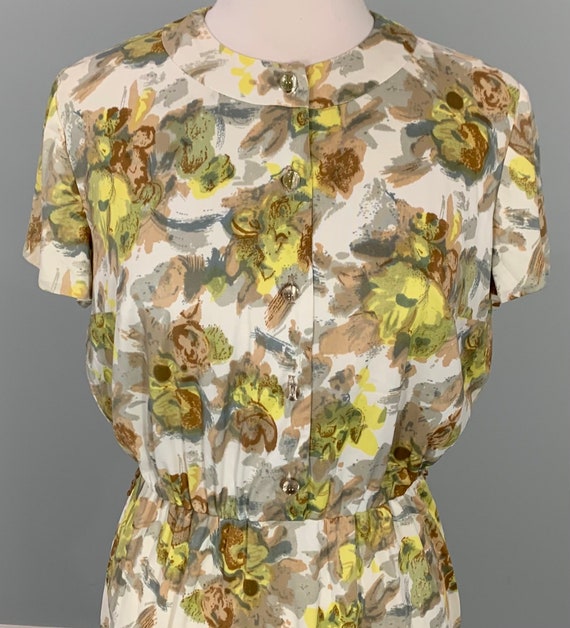 Beige and Yellow Floral Secretary Dress by Sacony… - image 10