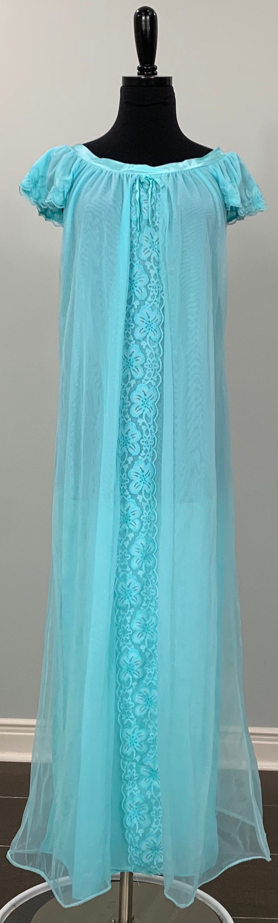 1960s Turquoise Blue Short Sleeve Long Night Gown 