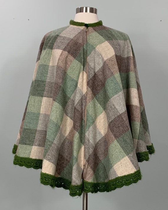 1970s Avocado Green Beige and Brown Plaid Poncho -