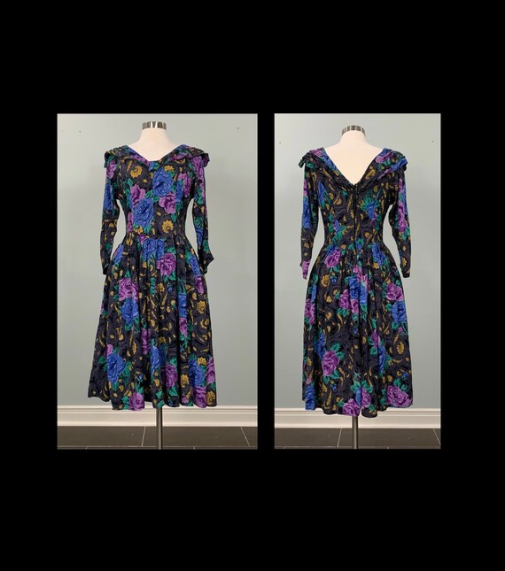 1980s Black and Blue Floral Fit and Flare Dress b… - image 10
